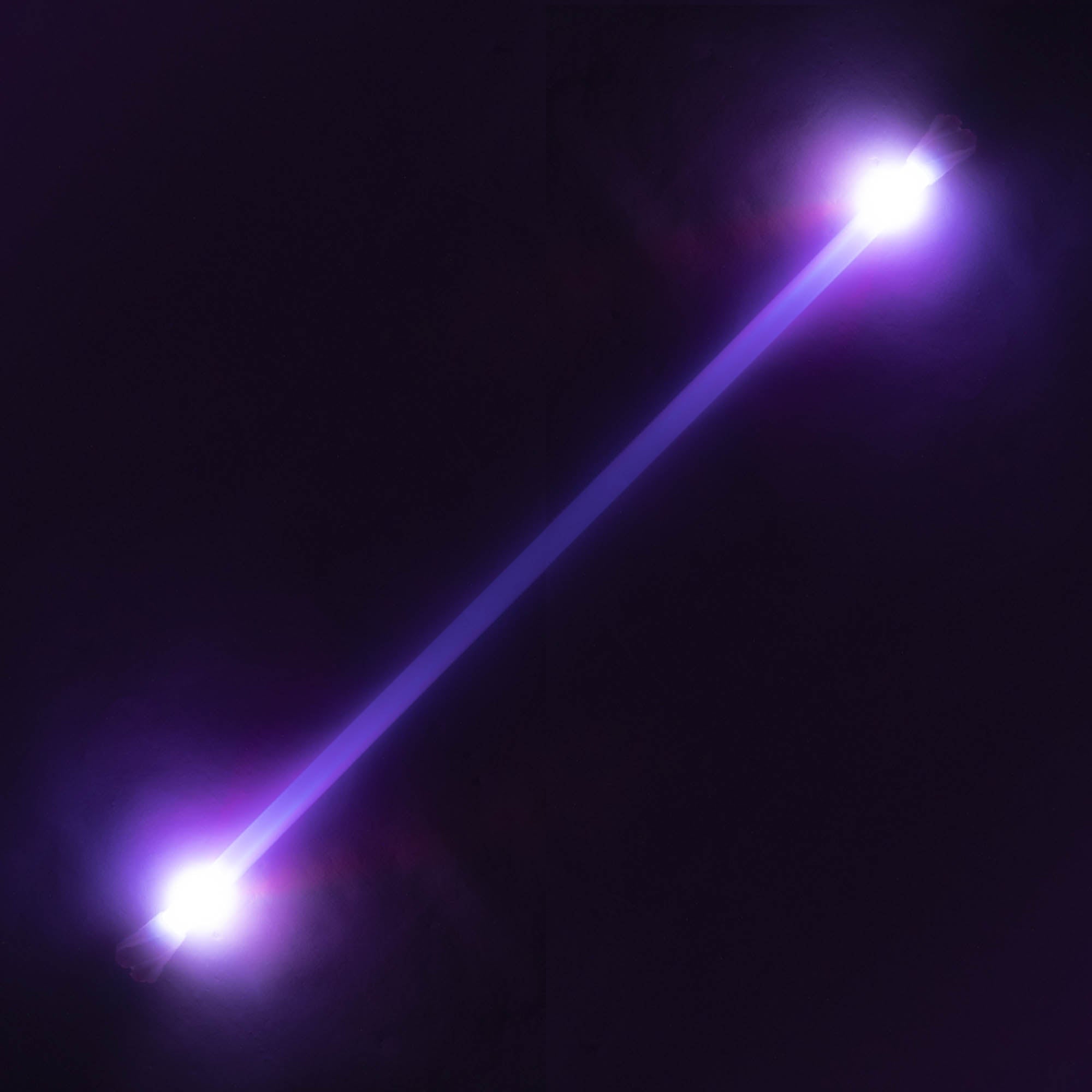 Echo spin staff 100cm glowing on a dark background