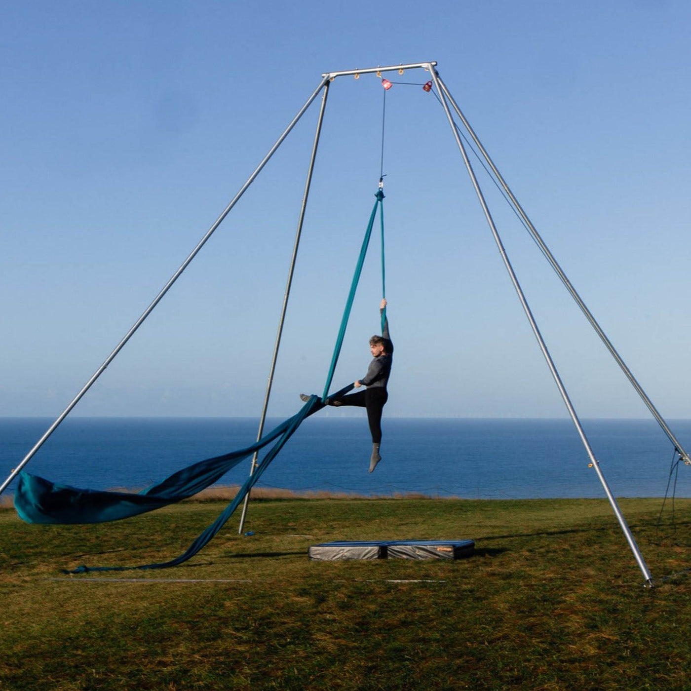 Firetoys Freestanding Extra Large Outdoor Aerial Rig - 6.5m - BigRig X