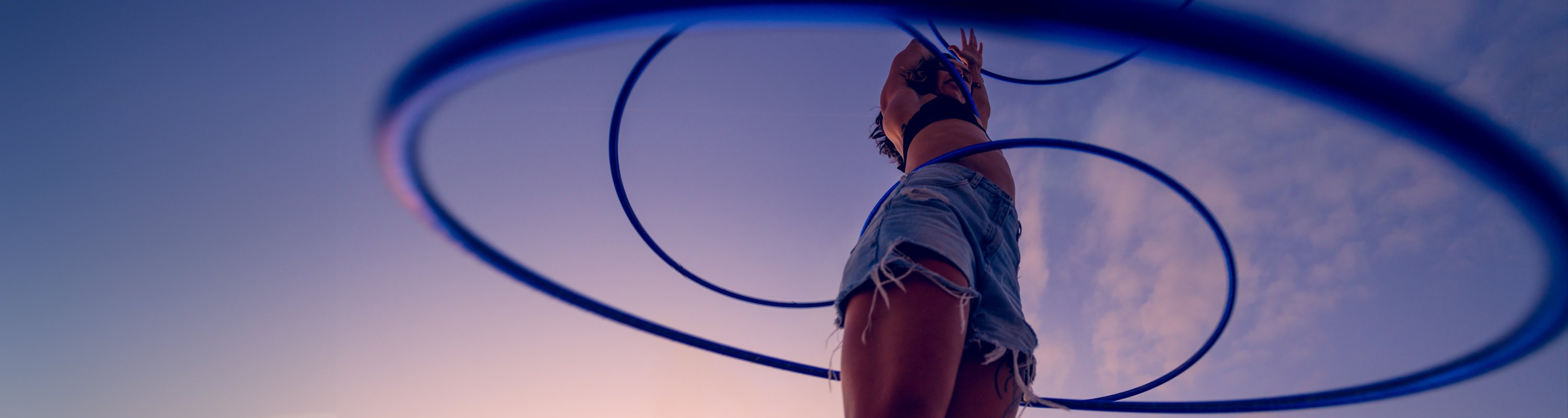 photographer Einar Kling Odencrants @ekopics / performer @ashleighroperxx